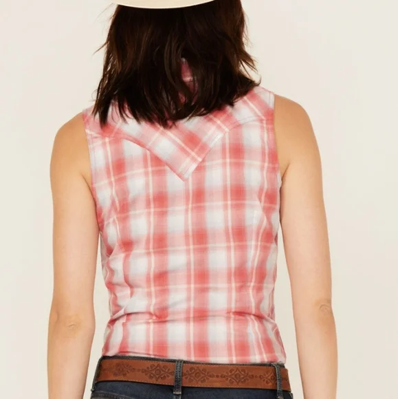 Wrangler Red Plaid Sleeveless Button Down Shirt - Picture 6 of 6